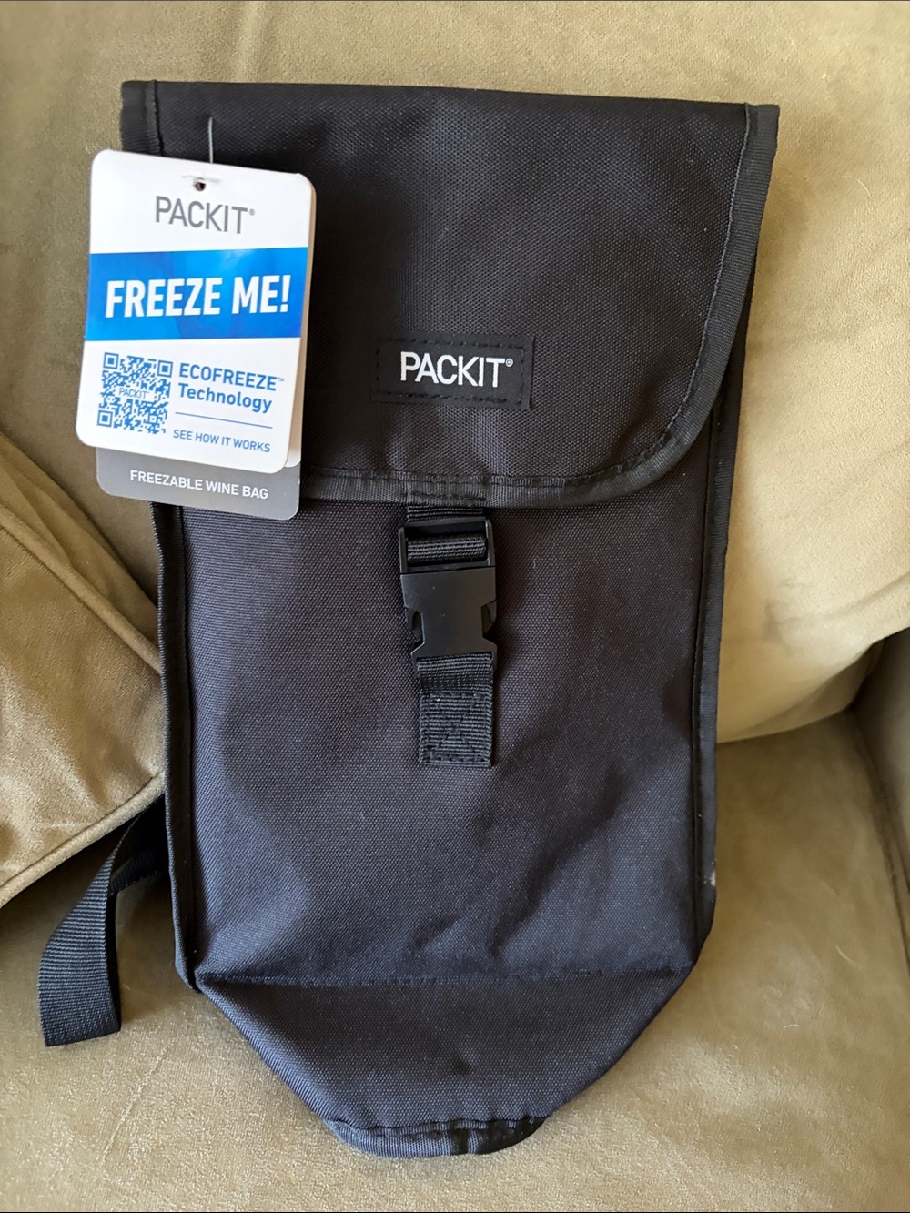 PackIt Black Freezable Travel Bottle Bag